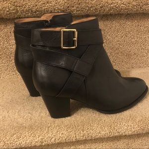 Vionic Black Trinity Ankle Boot
